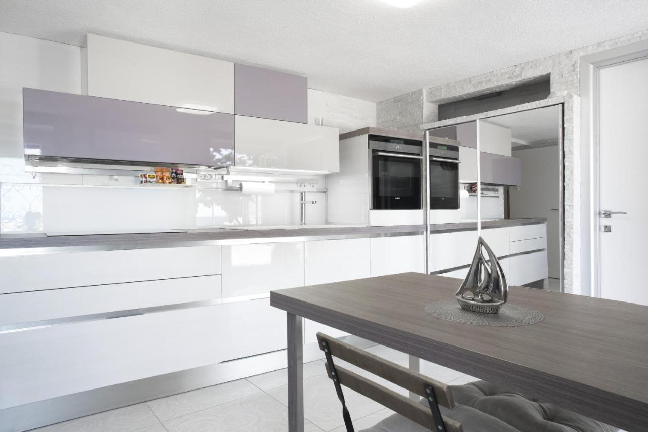 Punta Apartment Ka 2'2 By Locap Group 皮兰 外观 照片